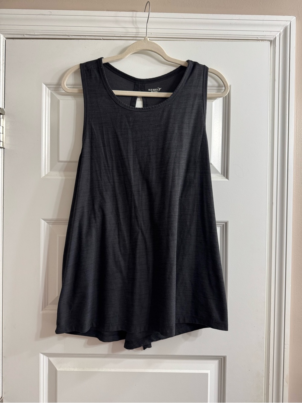 Old Navy Black Swing Tank Top - Scoop Neck
